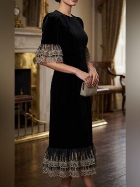 Pomander Place Lillith Black Velvet Gold Lace Maxi Dress Small